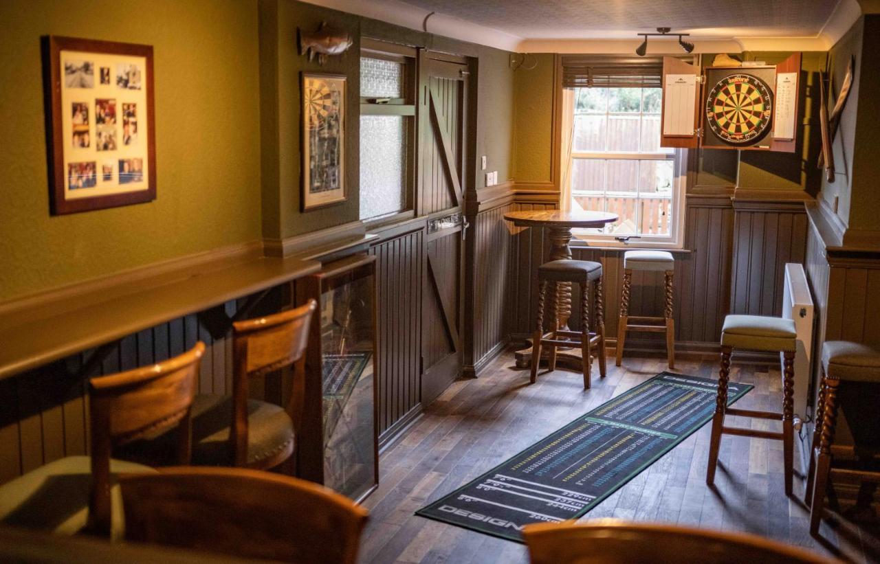 Cross Keys Inn Ettrickbridge Ettrickbridge End Kültér fotó