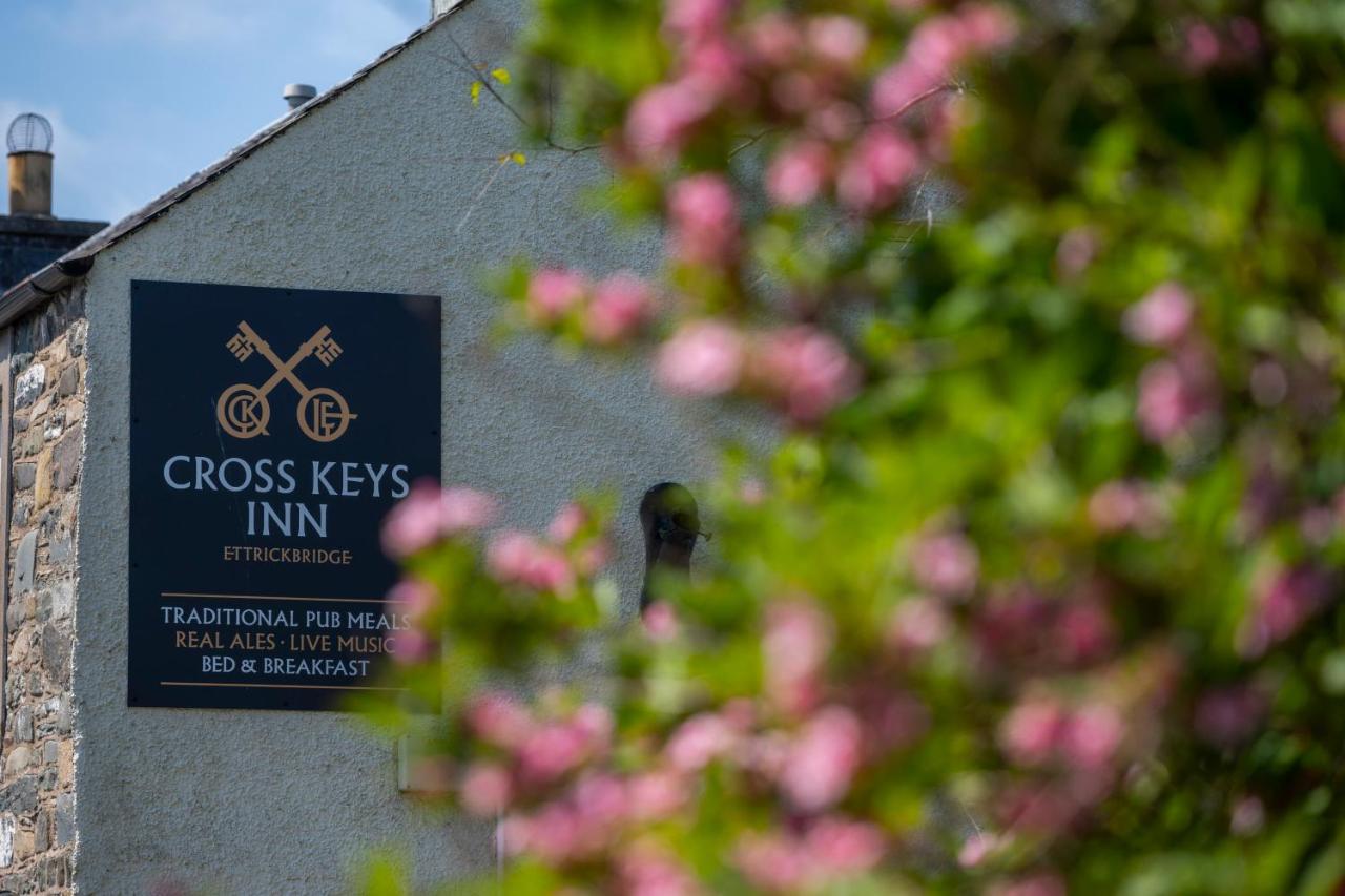 Cross Keys Inn Ettrickbridge Ettrickbridge End Kültér fotó
